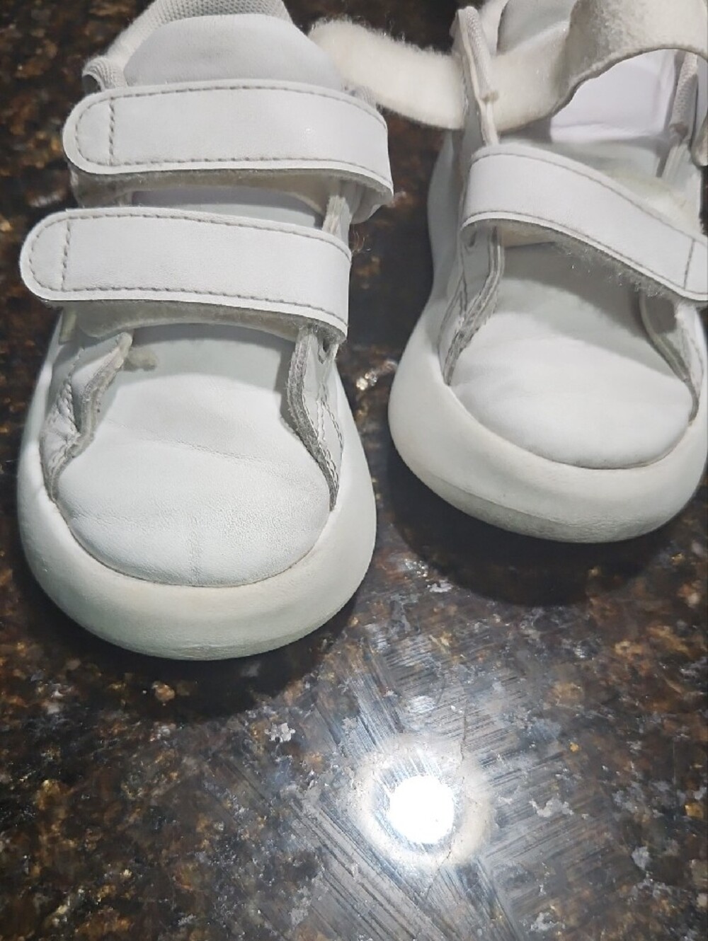 Adidas Bubble White Kids Velcro Sneakers with Iridescent Stripe 7K - Picture 8 of 14